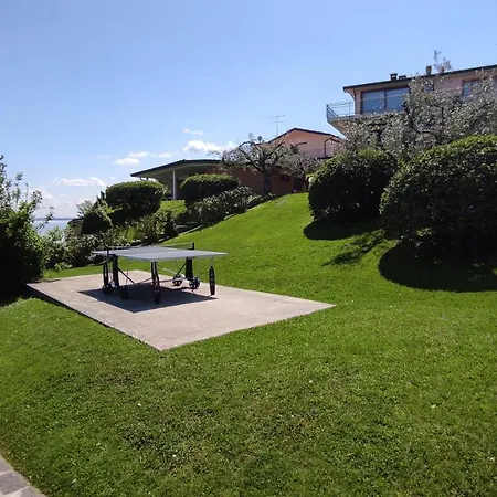 Front Lake Amazing View Manerba Del Garda *